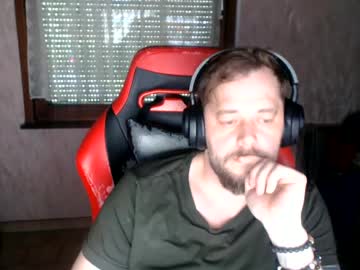 Stream thumbnail guydude1000