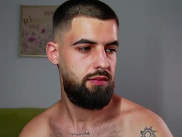 Stream thumbnail hairyrobxxx