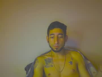 Stream thumbnail happytoyboywhite