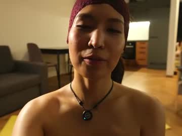Stream thumbnail hee_jeen