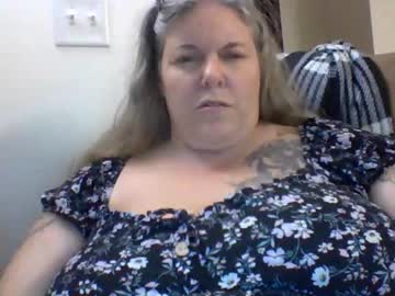 Stream thumbnail hippysnewhere