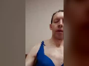 Stream thumbnail honeyanal