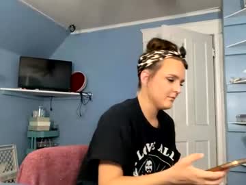 Stream thumbnail honeydrippinbunny