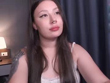 Stream thumbnail hot_crystals