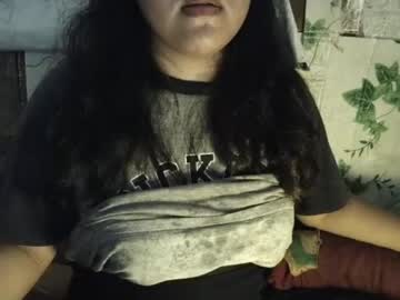 Stream thumbnail hotiemorenagurl18