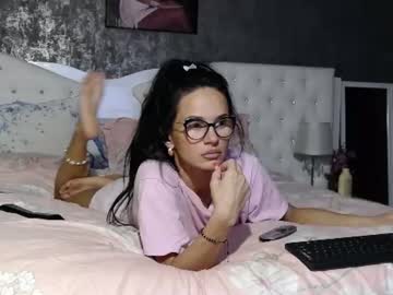 Stream thumbnail hotpinknicolle