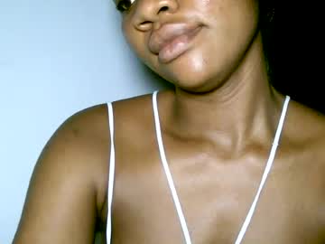 Stream thumbnail hottie_slut632