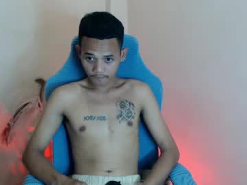 Stream thumbnail hottiecock69_clouie