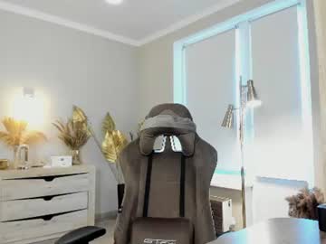 Stream thumbnail hotyplays
