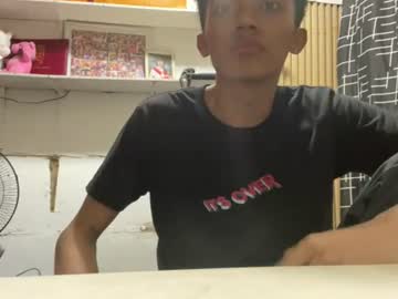 Stream thumbnail hugecockzay