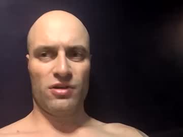 Stream thumbnail hunkystudbator