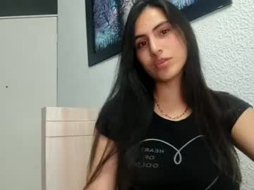 Stream thumbnail ievapink