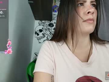 Stream thumbnail imsophiefox1