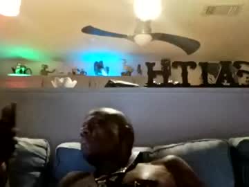 Stream thumbnail j_moe
