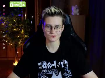 Stream thumbnail joan_night