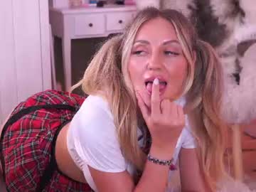 Stream thumbnail joannee