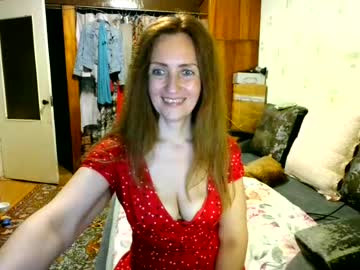 Stream thumbnail juliaa_foxi