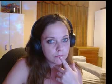 Stream thumbnail juneblue20202