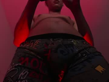 Stream thumbnail justnova_