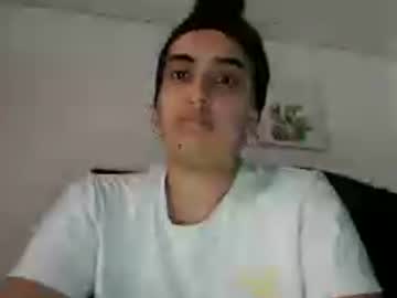 Stream thumbnail karo_horny