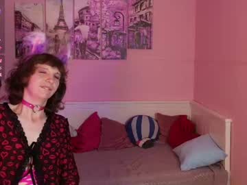 Stream thumbnail kate_avis