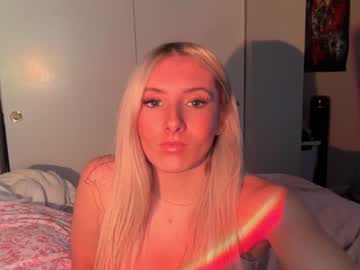 Stream thumbnail kaylaxoxo_19