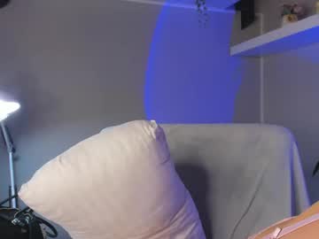 Stream thumbnail kellyy_bern