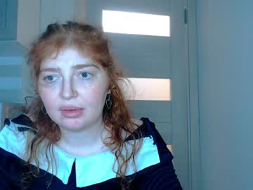 Stream thumbnail kira_foxy_