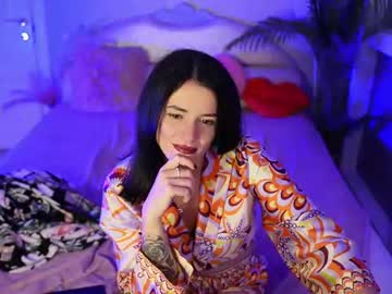 Stream thumbnail kissiikate