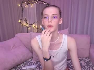 Stream thumbnail kitty__like18