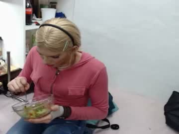 Stream thumbnail klara_secret