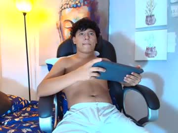 Stream thumbnail kristhofer_levis_