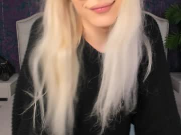 Stream thumbnail kristi_blair