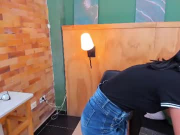 Stream thumbnail lailamiller__
