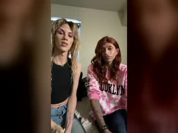 Stream thumbnail lamunecca