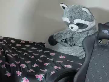 Stream thumbnail lapuppycakes