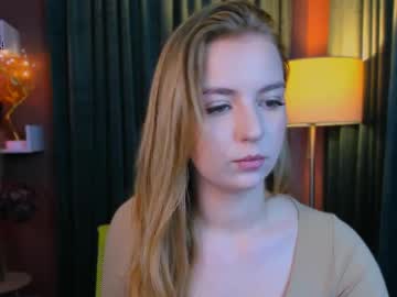 Stream thumbnail lara_moon1