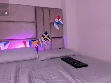 Stream thumbnail larajeans_