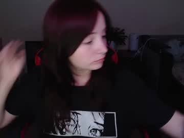 Stream thumbnail laralianna