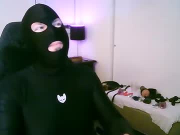 Stream thumbnail latexminheadroom