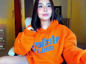 Stream thumbnail laurasinclair
