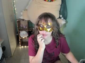 Stream thumbnail leah_sm