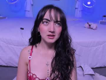 Stream thumbnail leeah_carter