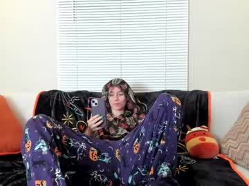 Stream thumbnail letmesiawood