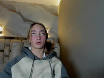 Stream thumbnail lia_bloom22