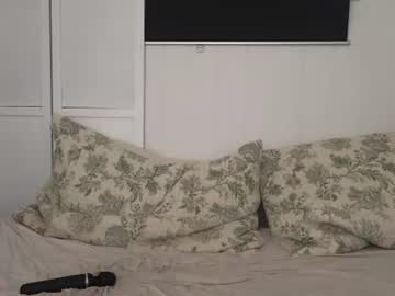 Stream thumbnail lilleambi