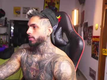 Stream thumbnail logan_hugh8