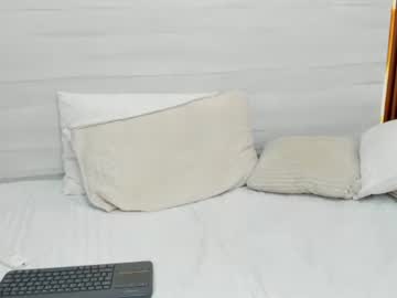 Stream thumbnail lois_stone