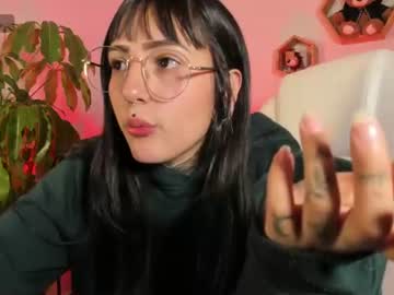 Stream thumbnail lolaleah_