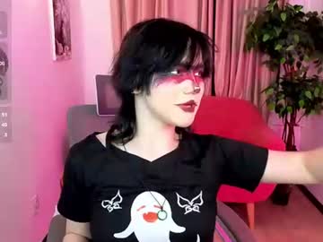Stream thumbnail loririvera
